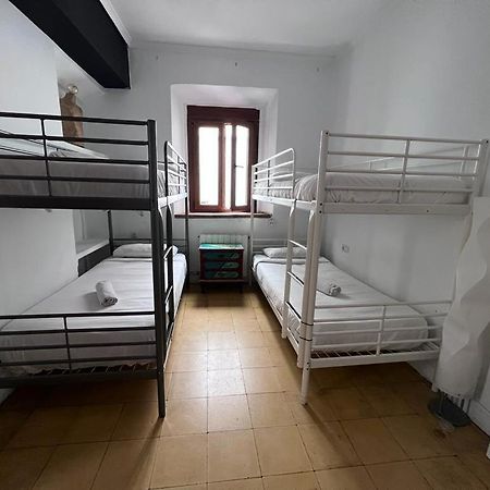 Bbtk Hostel Малага Экстерьер фото