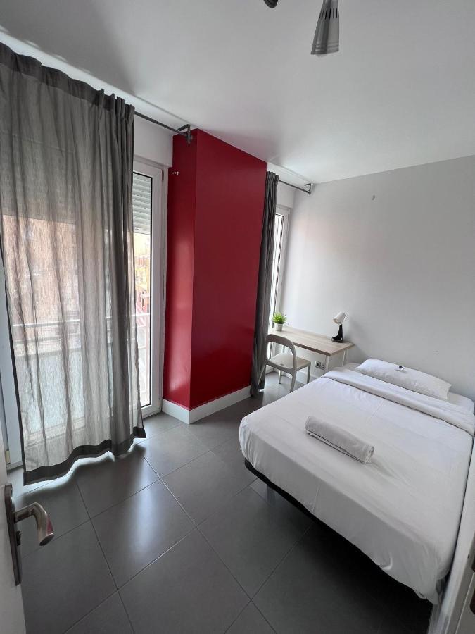 Bbtk Hostel Малага Экстерьер фото