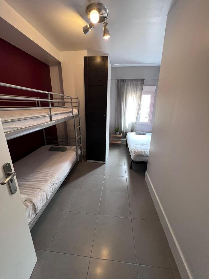 Bbtk Hostel Малага Экстерьер фото